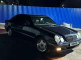 Mercedes-Benz E 320 2001 годаүшін4 200 000 тг. в Астана – фото 4