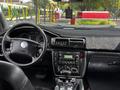 Volkswagen Passat 2004 годаүшін2 000 000 тг. в Алматы – фото 9