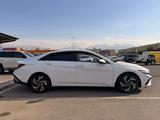 Hyundai Elantra 2024 годаүшін7 800 000 тг. в Алматы – фото 2