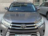Toyota Highlander 2017 годаүшін18 500 000 тг. в Талдыкорган