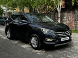 Hyundai Santa Fe 2017 года за 11 400 000 тг. в Алматы