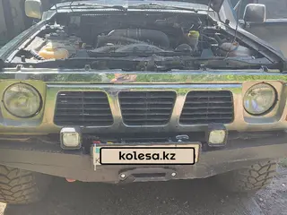 Nissan Patrol, 1990