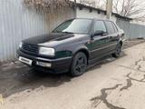 Volkswagen Vento 1992 года за 1 800 000 тг. в Алматы