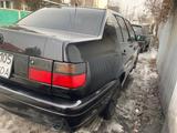 Volkswagen Vento 1992 года за 1 800 000 тг. в Алматы – фото 3