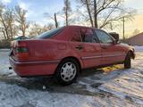 Mercedes-Benz C 220 1995 годаүшін2 100 000 тг. в Усть-Каменогорск – фото 2