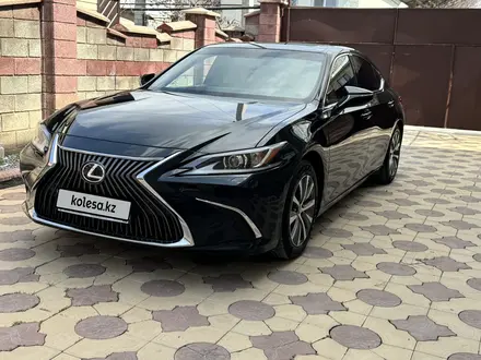 Lexus ES 250 2019 года за 22 500 000 тг. в Шымкент – фото 3