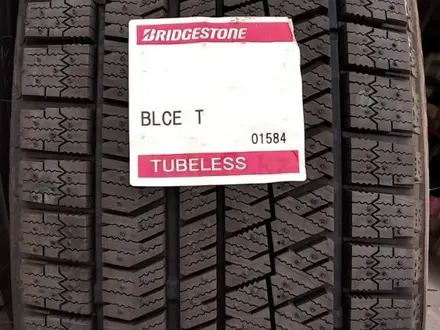 Шины Bridgestone 245/50/r18 ICE за 100 500 тг. в Алматы