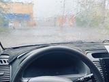 Toyota Camry 2005 годаүшін4 900 000 тг. в Семей – фото 2