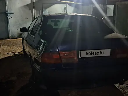 Toyota Carina E 1996 года за 900 000 тг. в Алматы – фото 4