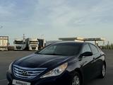 Hyundai Sonata 2013 года за 6 700 000 тг. в Уральск – фото 2
