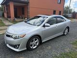 Toyota Camry 2013 года за 6 800 000 тг. в Уральск – фото 3