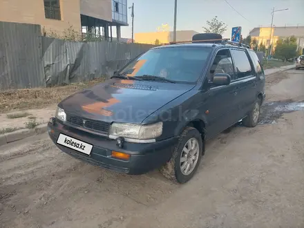 Mitsubishi Space Wagon 1993 года за 1 800 000 тг. в Актобе – фото 2