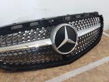 Mercedes-benz.W212 рестайл Центральная решётка радиатора Diamond. за 120 000 тг. в Алматы – фото 2