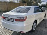 Toyota Camry 2017 года за 10 500 000 тг. в Семей – фото 5