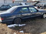 Mercedes-Benz E 230 1990 годаүшін750 000 тг. в Алматы