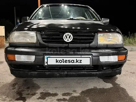 Volkswagen Vento 1992 года за 1 250 000 тг. в Ават (Енбекшиказахский р-н) – фото 10