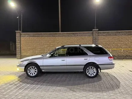 Toyota Mark II Qualis 2000 года за 3 600 000 тг. в Алматы – фото 4