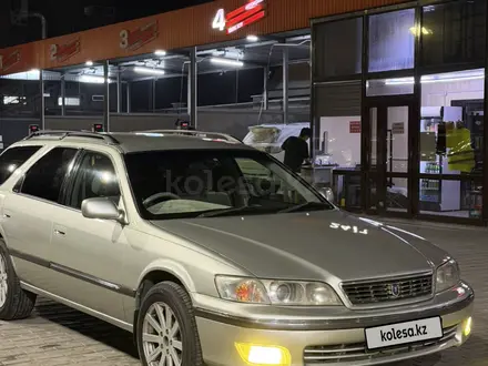 Toyota Mark II Qualis 2000 года за 3 600 000 тг. в Алматы – фото 3