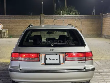Toyota Mark II Qualis 2000 года за 3 600 000 тг. в Алматы – фото 5