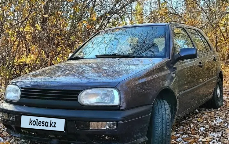 Volkswagen Golf 1993 годаүшін1 400 000 тг. в Уральск