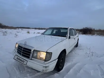 Mercedes-Benz E 200 1990 года за 1 000 000 тг. в Караганда – фото 4