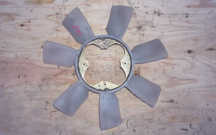 Вентилятор радиатора Toyota 4Runner за 12 000 тг. в Усть-Каменогорск