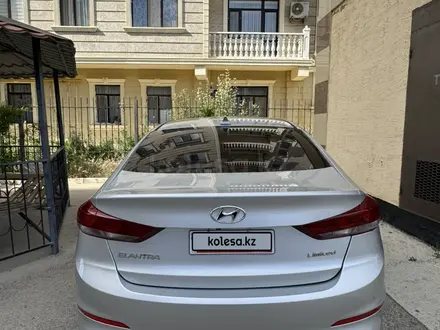 Hyundai Elantra 2016 года за 4 450 000 тг. в Актау – фото 3