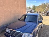 Mercedes-Benz E 200 1994 года за 1 600 000 тг. в Караганда