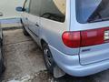 SEAT Alhambra 1997 годаүшін2 700 000 тг. в Уральск – фото 4