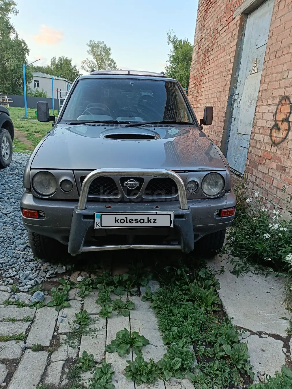 Nissan Mistral, 1997