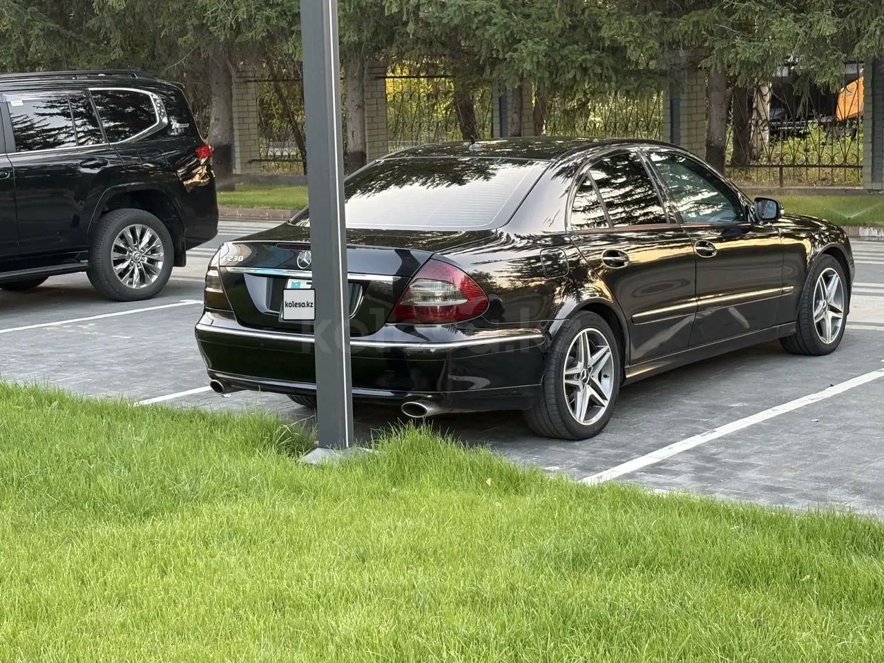 Mercedes-Benz E-Class, 2008