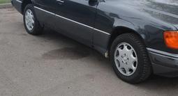 Mercedes-Benz E 300 1994 годаүшін1 900 000 тг. в Алматы – фото 3