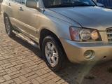 Toyota Highlander 2002 года за 5 900 000 тг. в Астана – фото 2