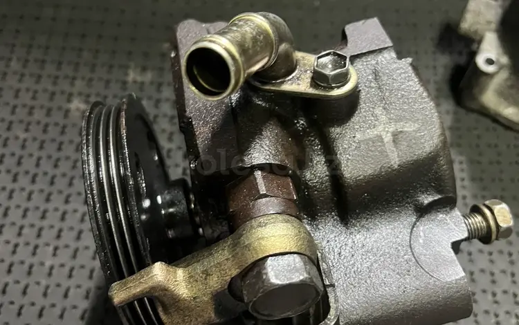 Привозной оригинал ГУР насос 3S/5S TOYOTA за 2 000 тг. в Алматы