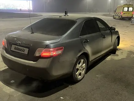 Toyota Camry 2010 года за 4 500 000 тг. в Уральск – фото 4