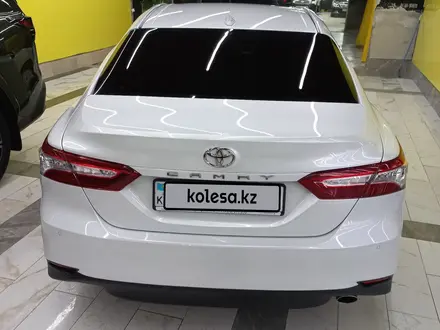 Toyota Camry 2020 года за 16 000 000 тг. в Астана – фото 4