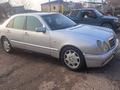 Mercedes-Benz E 230 1997 годаүшін2 500 000 тг. в Алматы – фото 4