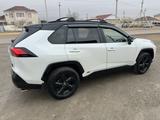 Toyota RAV4 2020 года за 12 000 000 тг. в Жанаозен – фото 2