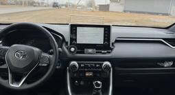 Toyota RAV4 2020 года за 12 500 000 тг. в Жанаозен – фото 5