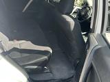 Toyota RAV4 2015 года за 7 500 000 тг. в Актау – фото 2