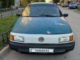 Volkswagen Passat 1993 года за 1 100 000 тг. в Астана – фото 4