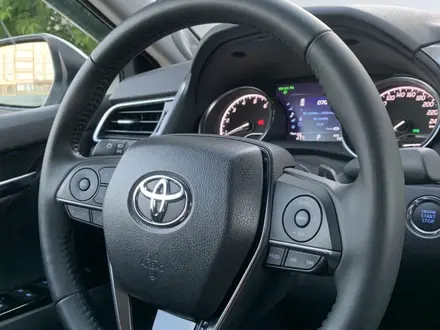 Toyota Camry 2019 года за 25 500 000 тг. в Семей – фото 11