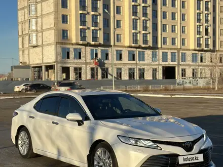 Toyota Camry 2020 года за 16 000 000 тг. в Уральск – фото 3