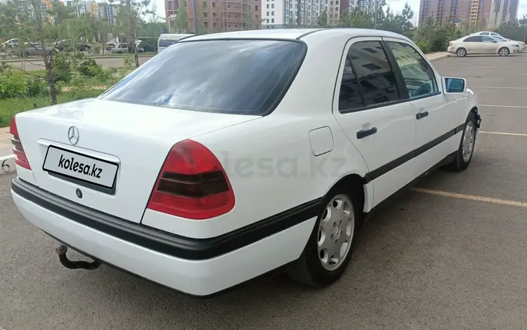 Mercedes-Benz C 180 1994 годаүшін1 500 000 тг. в Астана