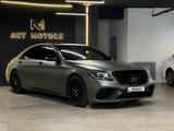 Mercedes-Benz S 500 2014 года за 25 000 000 тг. в Астана