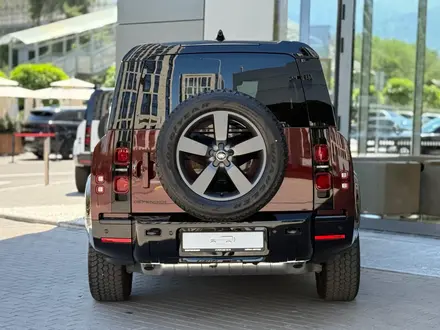 Land Rover Defender X-Dynamic SE 2025 года за 84 097 000 тг. в Алматы – фото 5