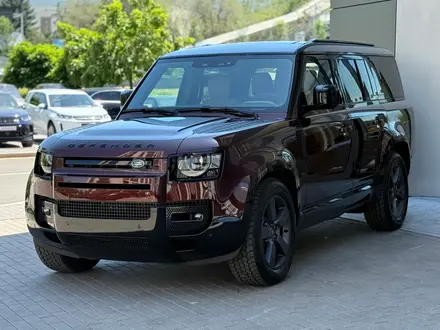 Land Rover Defender X-Dynamic SE 2025 года за 84 097 000 тг. в Алматы