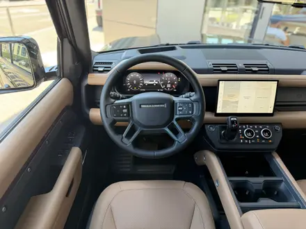 Land Rover Defender X-Dynamic SE 2025 года за 84 097 000 тг. в Алматы – фото 9