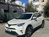 Toyota RAV4 2015 годаүшін10 500 000 тг. в Актобе – фото 2