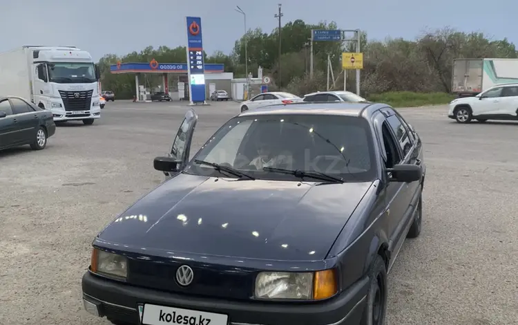 Volkswagen Passat 1989 года за 950 000 тг. в Тараз
